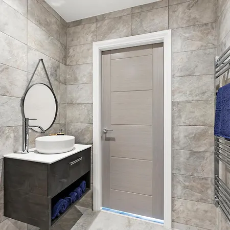 Winter Offer! Chic Large - Parking *