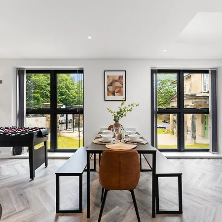 Spacious - Free Parking Apartman Leeds