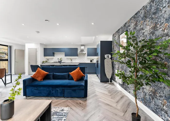 Spacious - Free Parking Leeds (West Yorkshire)