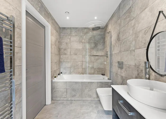 Apartment Spacious - Free Parking *