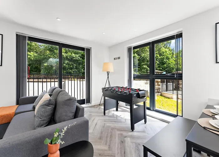 Spacious - Free Parking Apartment Leeds (West Yorkshire)